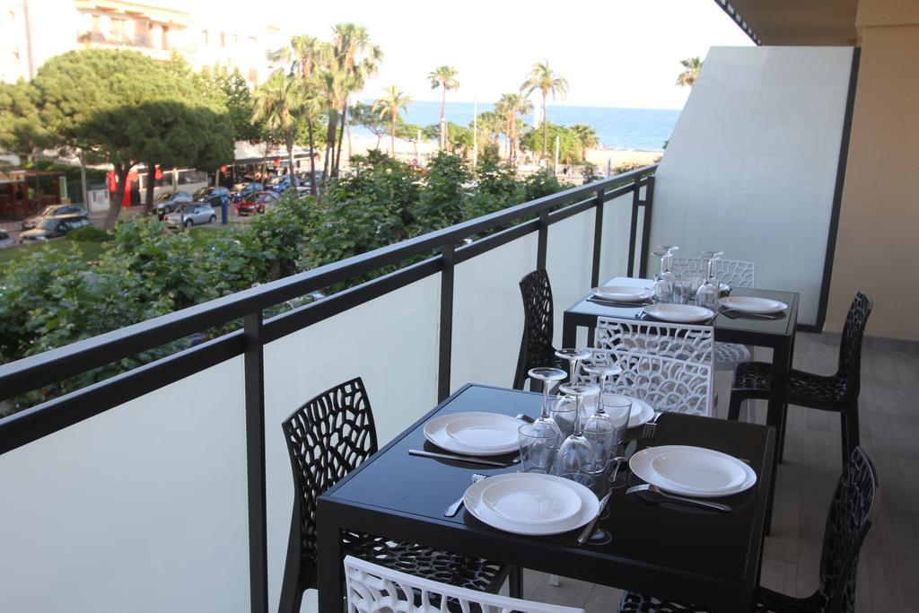 Apartamentos Cambrils Playa Spa Εξωτερικό φωτογραφία